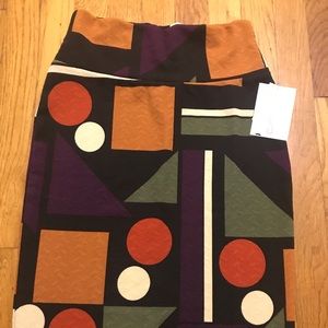NWT LuLaRoe Cassie Skirt (Small)